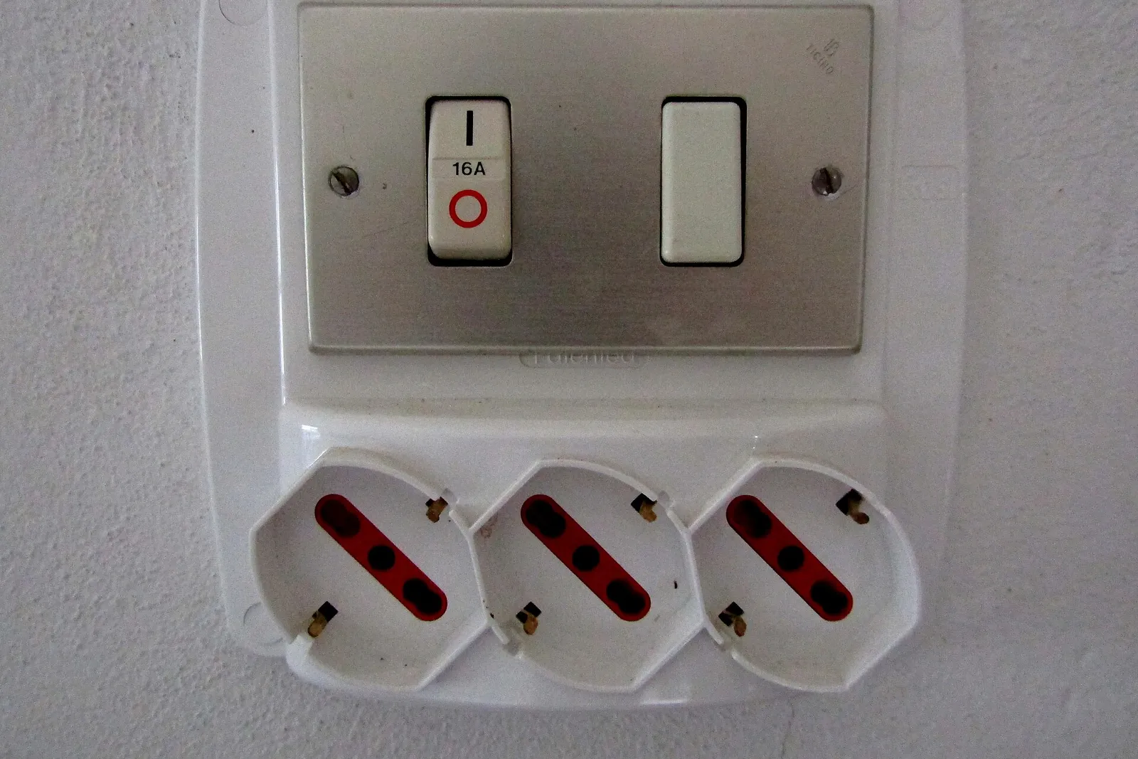 Cos’è l’AI per un elettricista (e cosa non è)